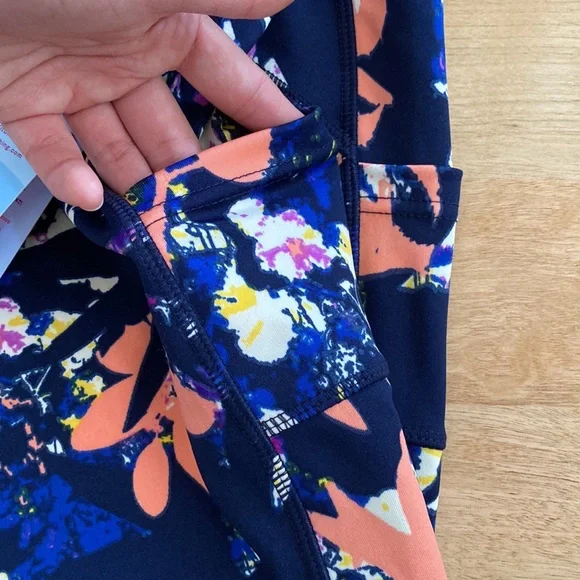 NWT Popfit Leggings with Pockets - Picture 3 of 3